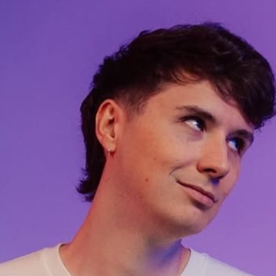 cutieatheart's profile picture. “you’re as important to us as we are to you”🖤💙 ♡