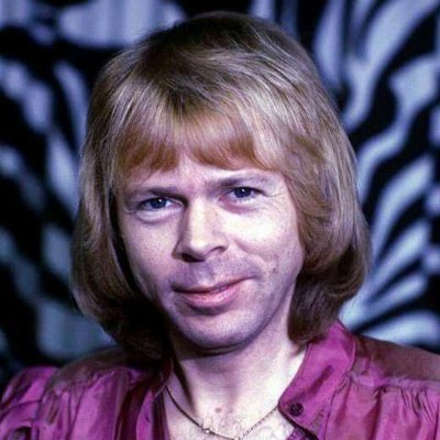 lancev4nce's profile picture. 