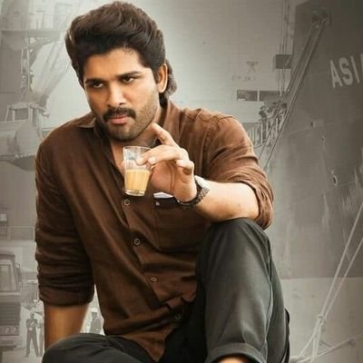 nayumshinde's profile picture. 