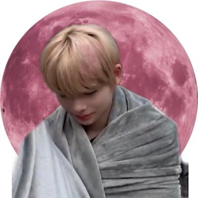 muraszn's profile picture. wonki yuri
