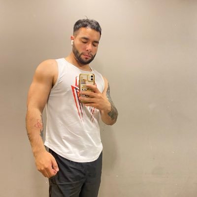 je488y's profile picture. 