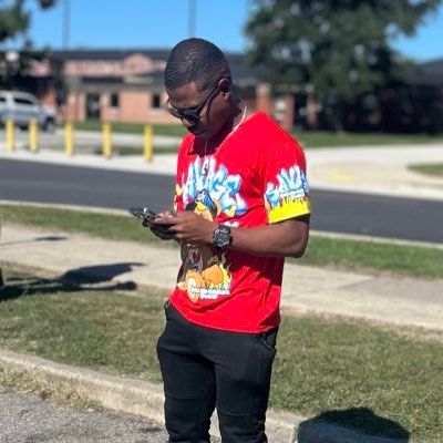 Chardson05's profile picture. 🎶✌🏽🇭🇹 Viv byen pa Fasil🙌🏽