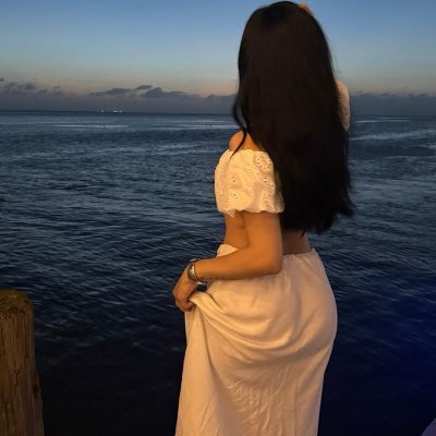 RedWhiteGal's profile picture. Empowering women, one goal at a time. 🌟 #BelieveInYourself