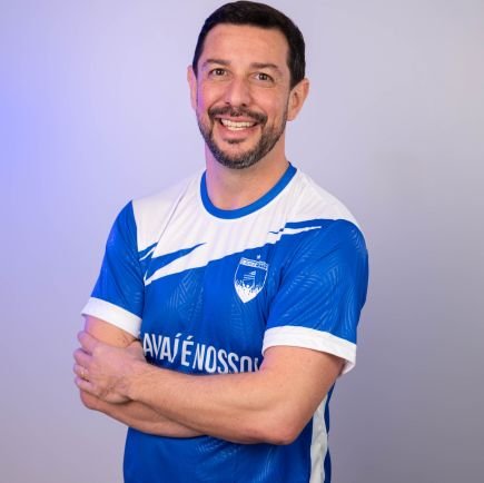 Schlickmann1984's profile picture. 🦁 É o Avaeeee 💙
📑 Jornalista | Assessor de Imprensa 💻
📻: Ex-Rádio Guarujá, Regional FM e SBT/SC