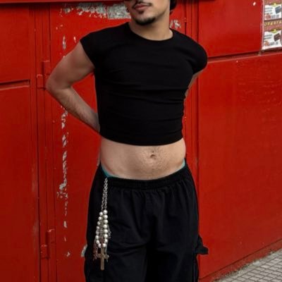 agustincarfora's profile picture. tincho deconstruido con sensibilidad artística