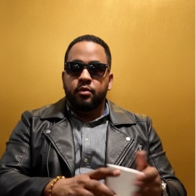 Manuelsm01's profile picture. Dios 🙏🏽