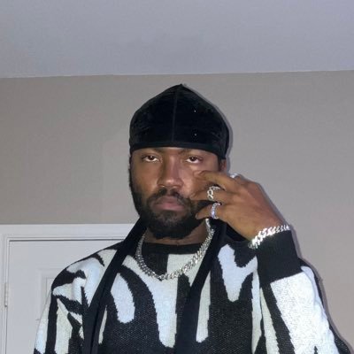 sznu_'s profile picture. tx