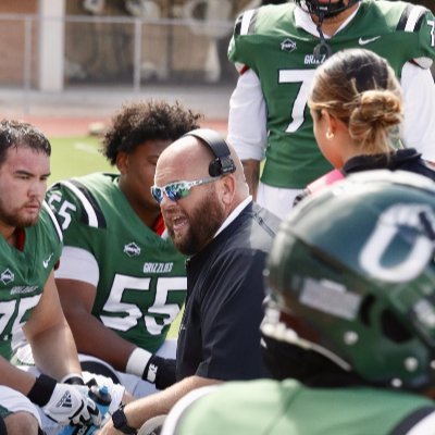 @coacholney