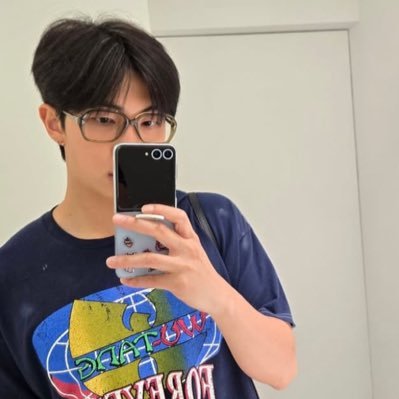 riuseok's profile picture. un minuto sin decir bts