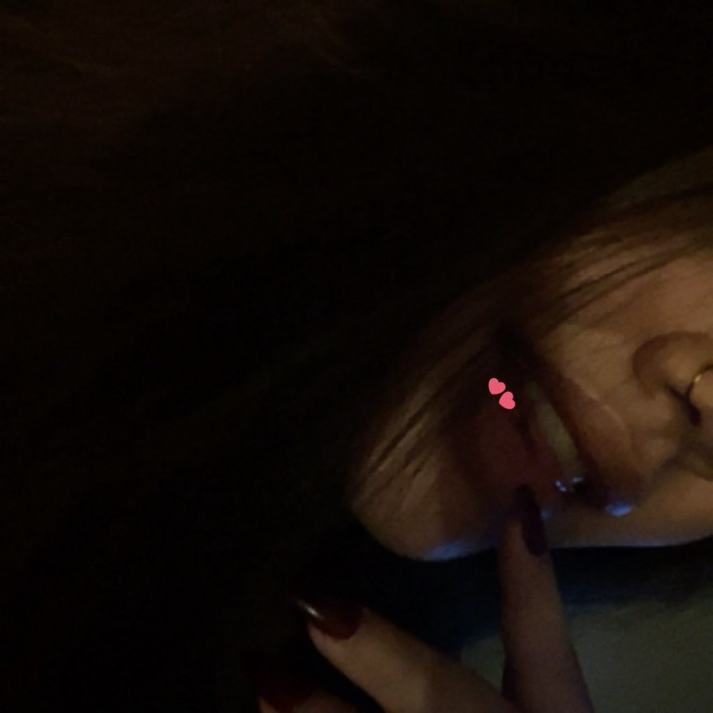 sullengirl00's profile picture. می‌نویسم تا تنها بمانم