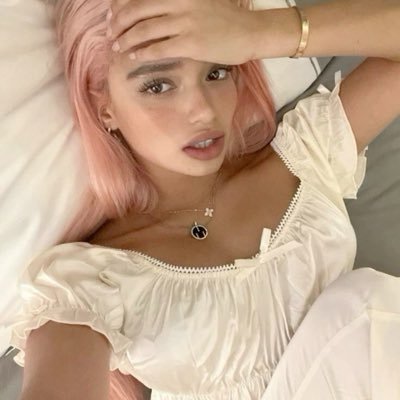 jemfate's profile picture. 