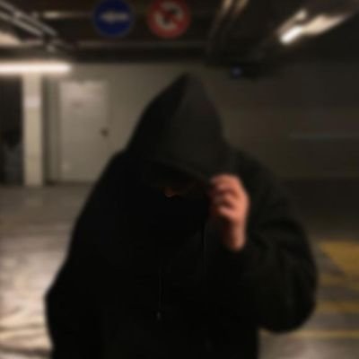 dzibach's profile picture. No, this isn't a dream. This is my reality.