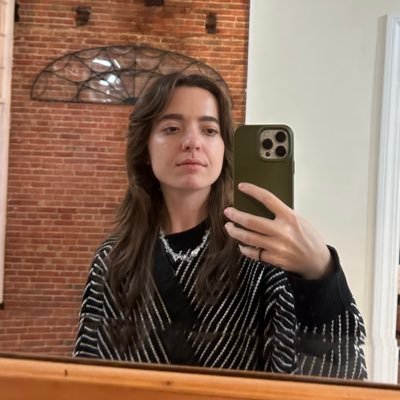 bfrods's profile picture. struggles with emotional motion sickness (she/her)