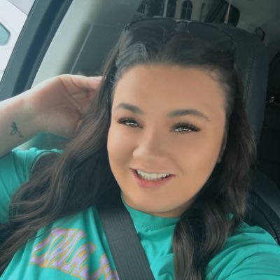 ashlleyynicoole's profile picture. 