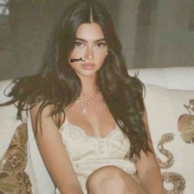 tav9_'s profile picture. كُلنا فترات ، بس مو كُلنا نِتعَوض.