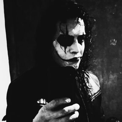 csargalagerock's profile picture. rocker hasta el hueso, amante de los perros y seguidor de lo extraño.