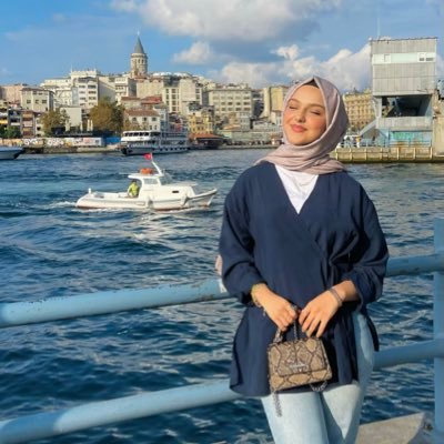 semarlii's profile picture. 