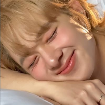 Bebbycwr's profile picture. fan account #NuNew
