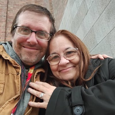 sealqueen6582's profile picture. Im happily married im glad to be married to my husband Matt I also have a daughter who I love very much and I love horror movies along with comedy and christmas