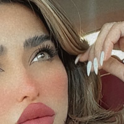 asoomii_aa's profile picture. one life & one chance