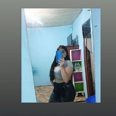 Elianamarl59021's profile picture. 