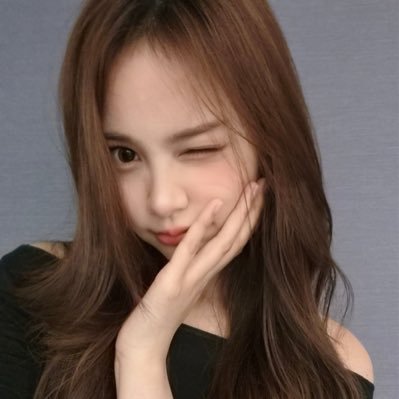 piaastore's profile picture. mention or comment after dm