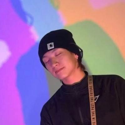 desk0051's profile picture. 휴덕은 못 봐서 여유롭게 쉬고 당신의 위로 받고 말해준게 봅시다✨️ @NF_Eunsol1