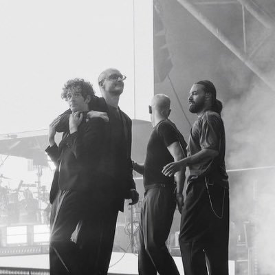 thethilo75's profile picture. 75 and all that stuff ⎕ 🥾🌎 @the1975  𝚕𝚊 𝚙𝚘é𝚜𝚒𝚎 𝚎𝚜𝚝 𝚍𝚊𝚗𝚜 𝚕𝚊 𝚛𝚞𝚎