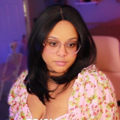 @NickiNebula