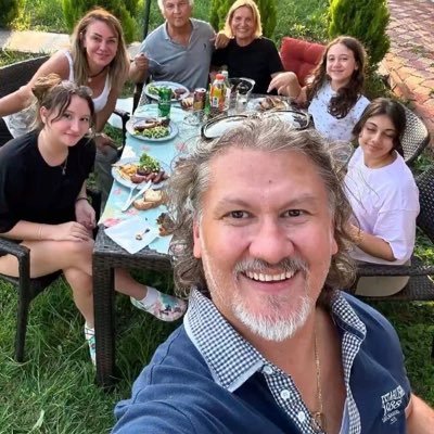 onochie_pa46514's profile picture. single dad 👴 of beautiful girls 👧 , searching for true love ❤️ no mind games