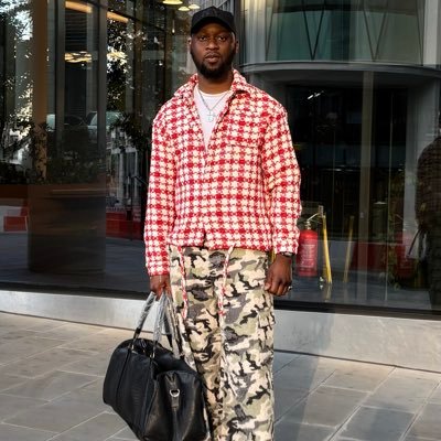 0niyimid3's profile picture. a creative hustler • co-owner of the brand @wearfourpl4y