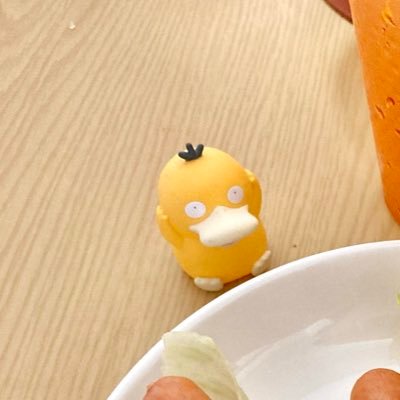 kimagle_compass's profile picture. ゲームをするのも作るのも好き。ダーツはそば派（rt8になりました） 将棋ウォーズ：kimacom／２４：sobaha チェスもやります。自作AIチェス「CHIBI chess」公開中。