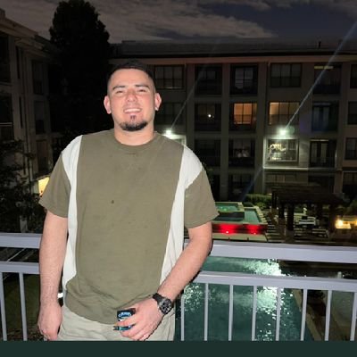 Clb2218's profile picture. iAy vida! Cómo hago para vivirte y que no me duelas tanto? 🔥