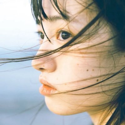 seullpoem's profile picture. 죽은 마음을 어떻게 되살릴 수 있을까