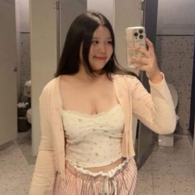 callme_paint's profile picture. ม่ายอยากโตอยากเป็นเด้กๆๆ | 𝒄𝒉é𝒏𝒋𝒊ā𝒉𝒖ì⁺゜* | ขอบคุณทุกสิ่งทุกอย่างในแต่ละวันที่มาเป็นความน่ารักให้กัน☺️🩷 | 🐺🦇🪸🦋🦁|🐤🐏