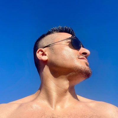 JoBagless's profile picture. je viens du pays d’Angèle et Stromae mais j’ai le talent d’Amélie Neten 🇧🇪