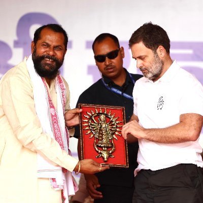 Anandbiharidube's profile picture. भारतीय | पूर्व सैनिक - भारतीय सेना
(IPKF मिशन, श्रीलंका – सेना के अभियान का हिस्सा)
कार्यकर्ता - कांग्रेस पार्टी
महासचिव - JBA | उपाध्यक्ष – JOA |