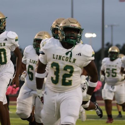 luhscott23's profile picture. Kason Scott | Lincoln High School | Lb Co 2028 | 5’7 180 | Shotput 51’4.25| Discus 157’1 | Number 850-242-6832 | Email @Scottkason8@gmail.com