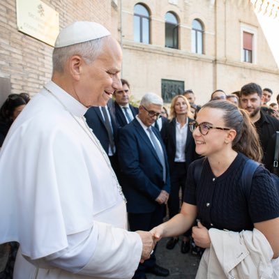 isabella_hdc's profile picture. 🇮🇹🇧🇷🇺🇸🇫🇷// giornalista @vaticannews_it & @VaticanNews // prima @AgenceIMEDIA @AleteiaEN @AleteiaPT