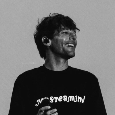 fchsiasea's profile picture. no. 1 #SUPERBLOOM stan โก sirius black kinnie โหโนแฐ