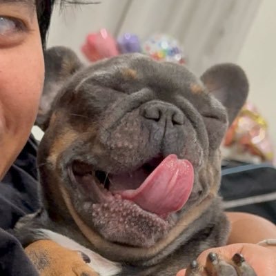 b_phongchanok's profile picture. 