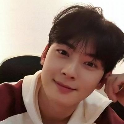M4uwin's profile picture. masih bertahan X