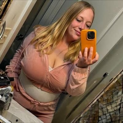 MaryJoy358771's profile picture. 