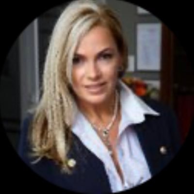 SueHeysttek's profile picture. Co-founder & Marketing Director of Brenthurst. Tweets are my personal views.Time is our most valuable asset-Use it wisely! Let's build a better tomorrow, today.