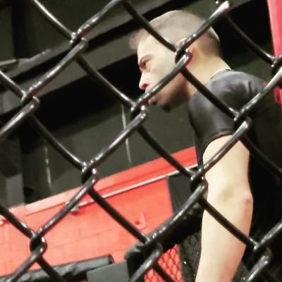 TonyyG1124's profile picture. BJJ Blue Belt #VideoCreator #BJJ competitor #mma #muaythai #mmatwitter
