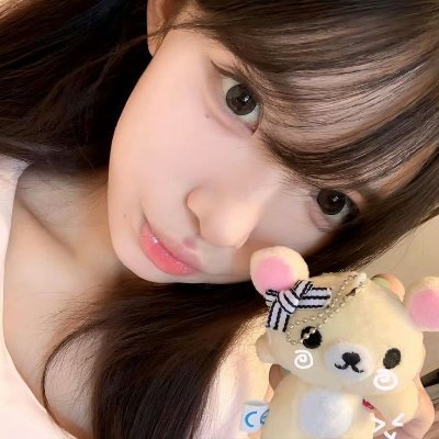 cxrshe's profile picture.