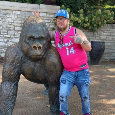 lonnieberry420's profile picture. 