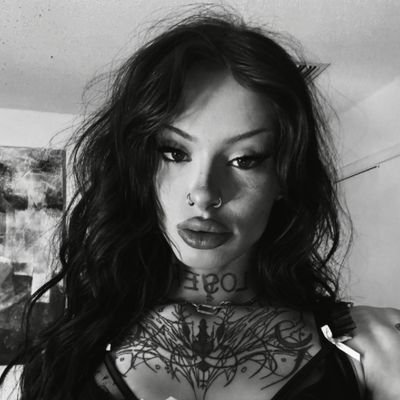 reynababy999's profile picture. Leveling up in life and in games 🎮✨ Trans femme🏳️🌈, slaying stereotypes one pixel at a time. 💖 Always player one in my own story🥀 .