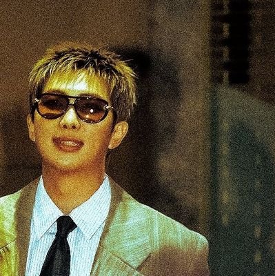 pineapple193964's profile picture. Bangtan dairy since 2020