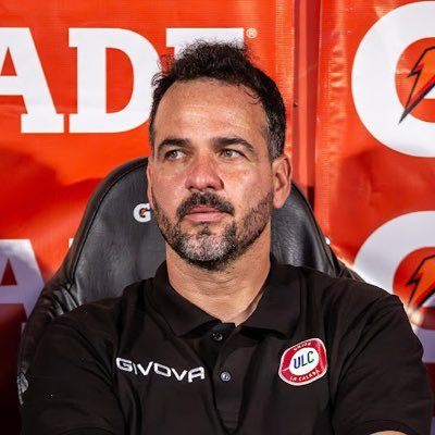ANavarro9's profile picture. Director Técnico Profesional de Fútbol - Licencia PRO.Ex futbolista⚽️